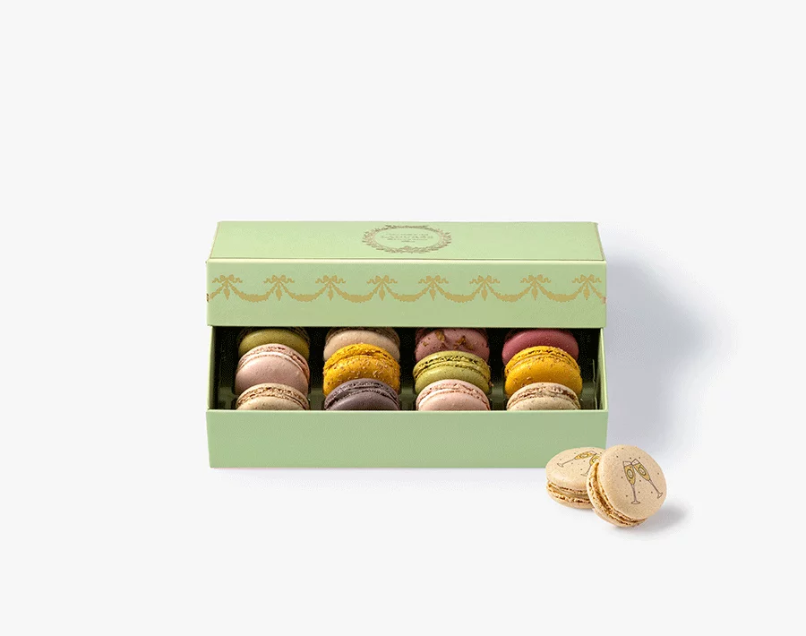 Festive 12 Macarons Gift Box Green