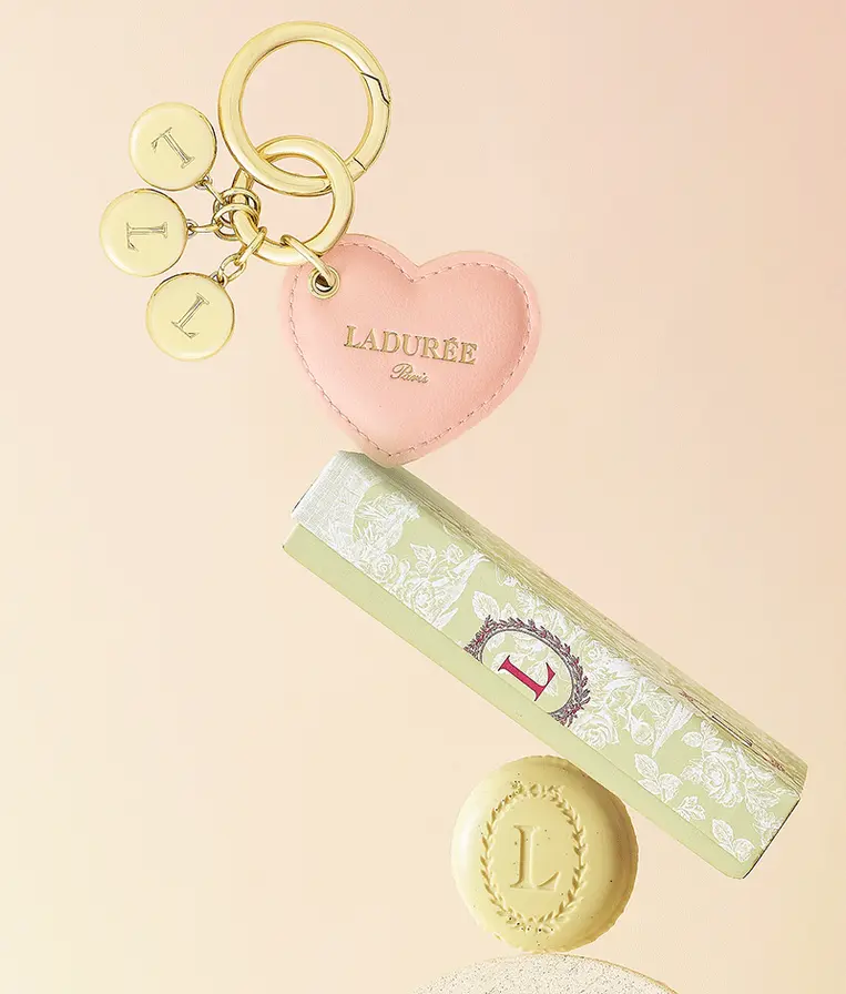 Macarons Keychain Hover