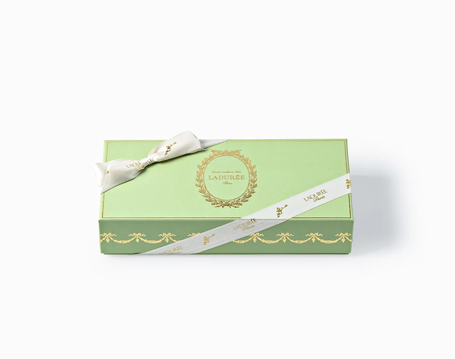 Prestige 30 Macarons Gift Box gallery-1