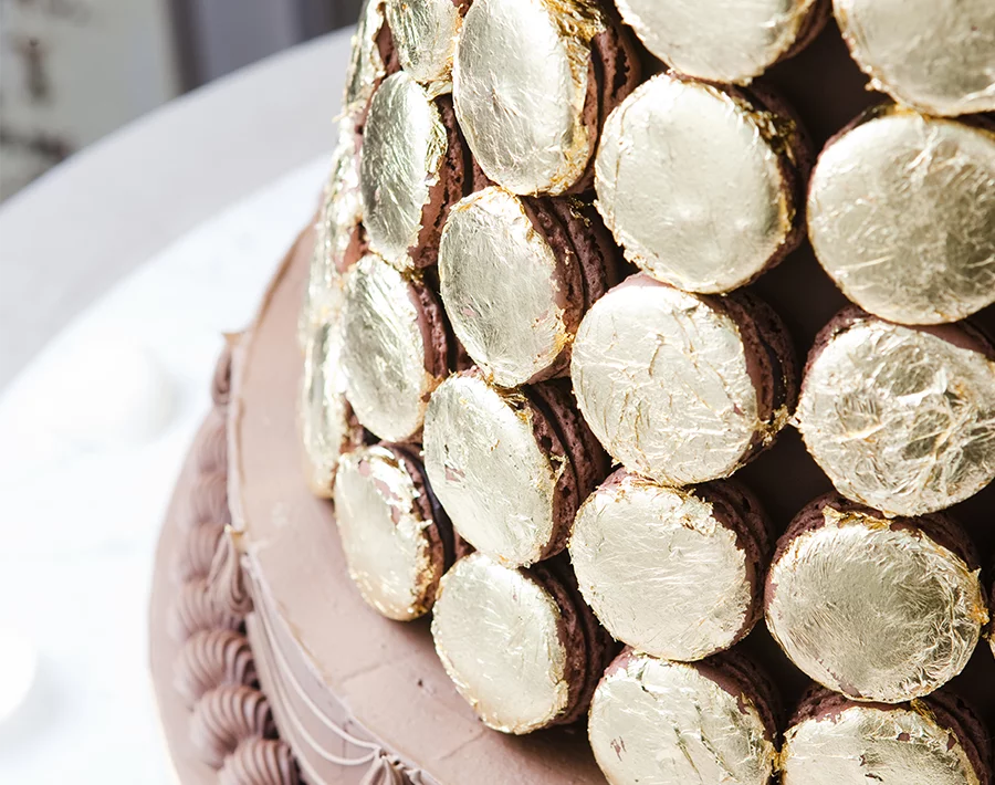 Pyramid Of Gold Macarons - 90 Pieces